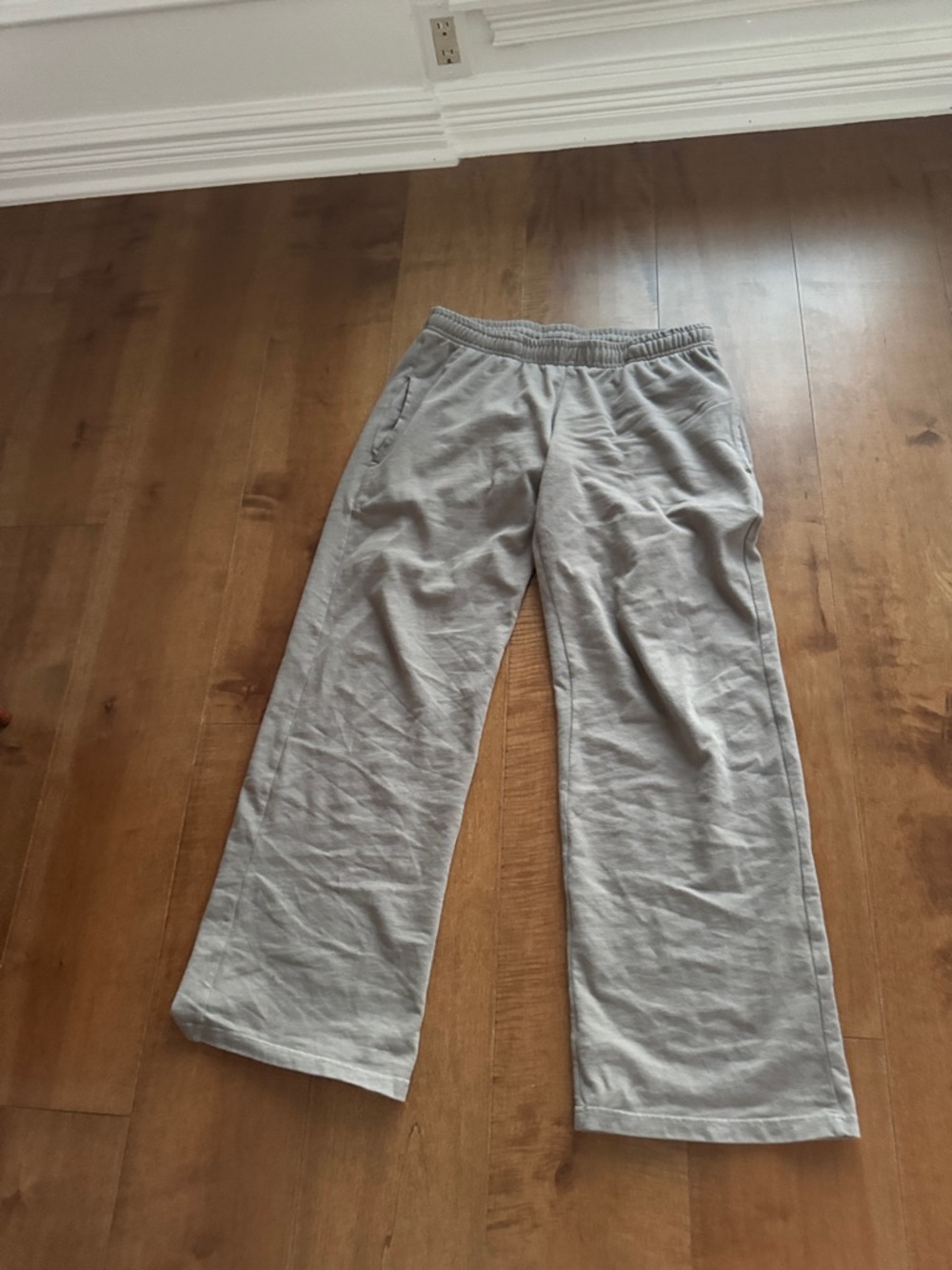 Brandy Melville Light Gray Wide-Leg Sweatpants